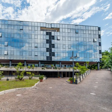 Sotel Nomentana Roma Отели рядом с достопримечательностью «Станция метро Jonio»