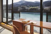RIVER RETREAT GARAKU - romantici
