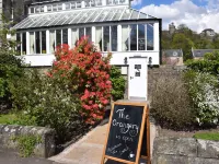 Victoria Square & the Orangery Hotels in Stirling