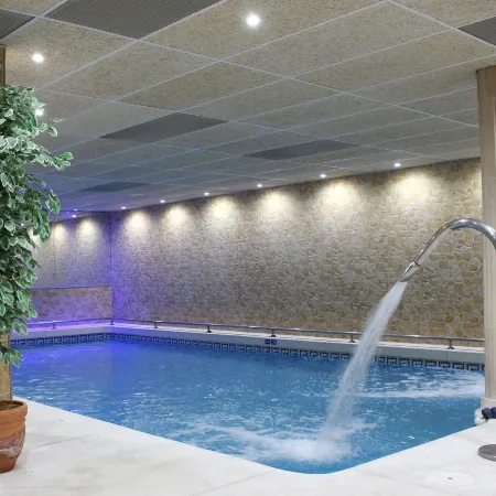 Aparthotel Monarque Sultán
