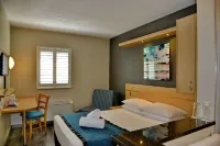 Road Lodge Mbombela Hotels in Nelspruit