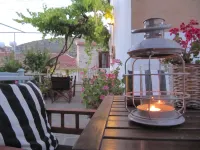 Stratos ArtDeco House Hoteles cerca de Drapia Horse Farm