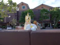 Le Parc Wangnang Hotels near Chateau de Copa