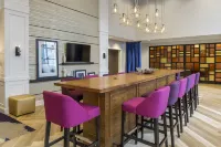 Hampton Inn and Suites Newport/Cincinnati Hotels in Bellevue