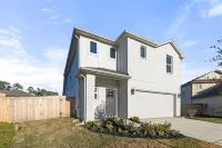 Spacious New House! Hotels near Hangar 9 Wake Park