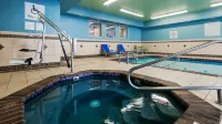 Holiday Inn Express & Suites Everett