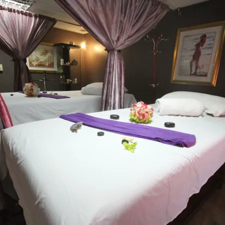 Mount Meru Hotel