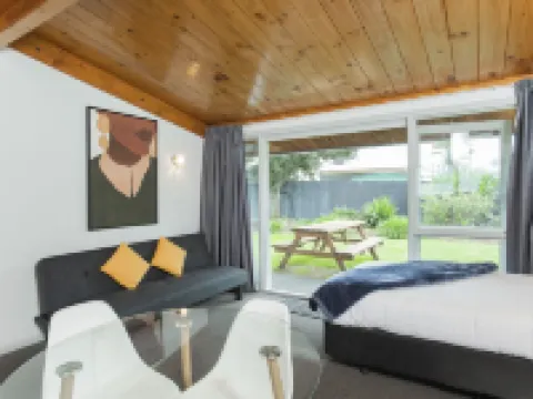 Waikanae Beach Motel Hotels in Gisborne