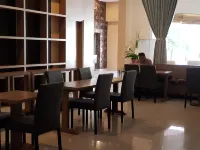 Hotel Miracle Manado - sarapan