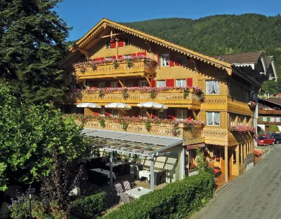 Alpenblick Hotel & Restaurant Wilderswil by Interlaken Hotels in Вильдерсвиль