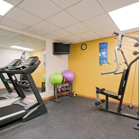 Days Inn by Wyndham Mounds View Twin Cities North
