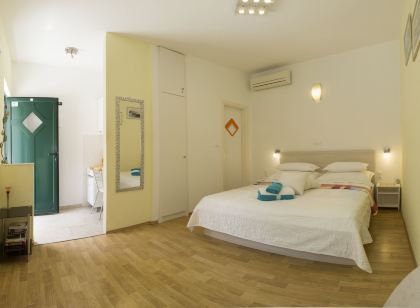 Central Old Town Rooms