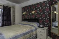 Lyme Bay House Hotels in Dawlish