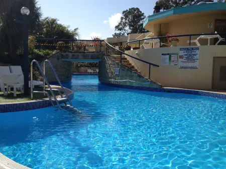 Silver Sands Resort Отели в г. Мандурах