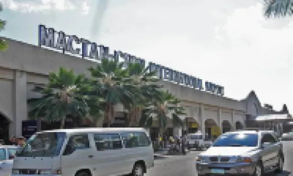 เดอะสต็อปโอเวอร์ โฮสเทล มักตัน