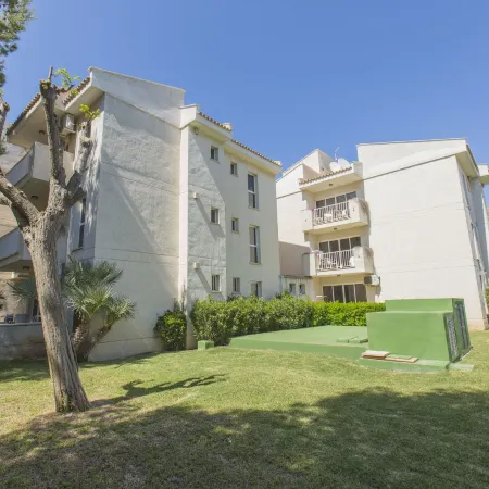 Apartamentos Massol