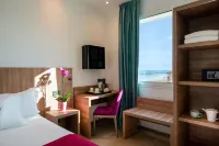 You & Me Beach Hotel Hotels in Viserbella