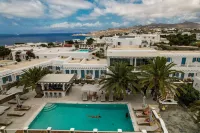 Petinaros Hotel - Pools