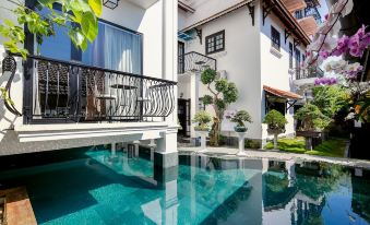 Riverside Impression Villa