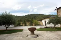 Hotel Monumento Pazo do Castro Hotels in Valdeorras