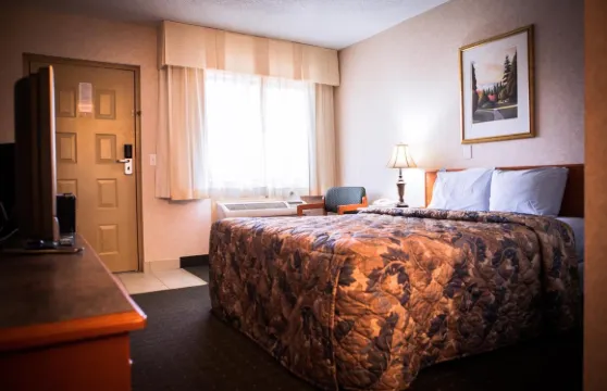 蘭利高速公路酒店