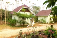 Suanlamyai Resort Hotels in Wang Saphung