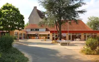 Vvf Vienne Poitou Hotels near Aire de loisirs
