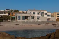 博坎拜飯店 Bloubergstrand Beach附近的飯店