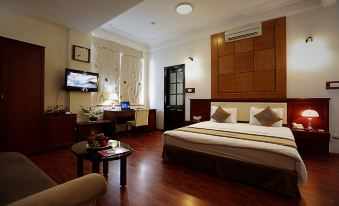 Moon View Hotel