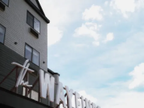 Wayfinder Newport Hotels in Newport County