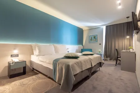 Hotel Kolovare