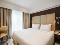 Ramee Techome Hotels near Bandra Train Station