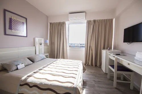 Hotel Continental Hotels in Posadas