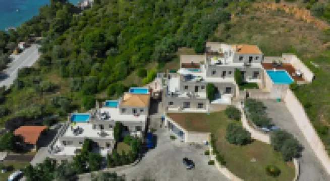 Golden King Villas Hotels in 