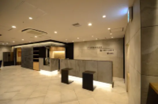 퍼스트 캐빈 미도스지 난바