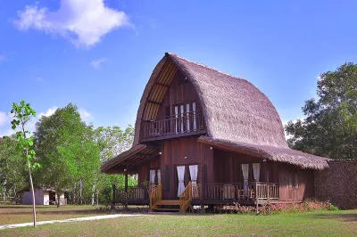 Thamarind Resort Gili Gede Hotel dekat Desert Point