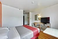 Motel 6 Glenview, IL - Chicago North Hotels in Glenview