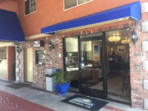 데이즈 인 바이 윈덤 로스앤젤레스 LAX/ 레돈도&맨해튼비치 로스엔젤레스 호텔