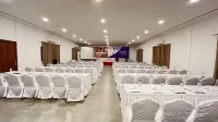 Sierra Palms Resort Hotel di Distrik Perkotaan Wilayah Barat