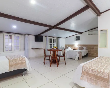 Pousada Daleste โรงแรมในอังกรา ดอส เรอิส