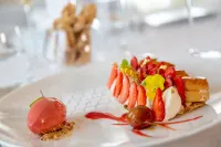 Hôtel Restaurant Famille Bourgeois "La Cote des Monts Damnés" - breakfast