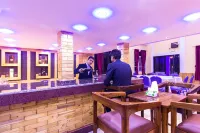 Midpoint Inn Resort Hotels in Kawasoti