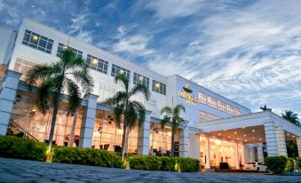 The Covanro Airport Hotel - Katunayake