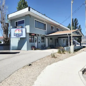 Poplars Motel on the Lake