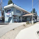 Poplars Motel on the Lake