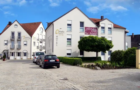 塔西洛安比恩特酒店