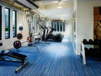 Holiday Inn Express & Suites Chicago-Deerfield/Lincolnshire Hotels in Wheeling