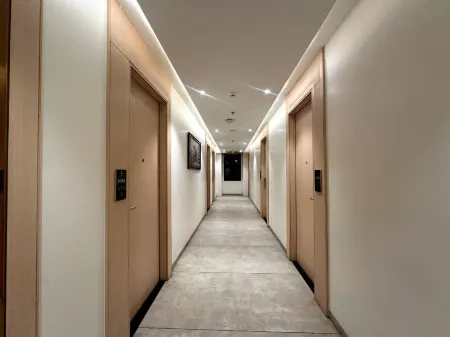 Crown Park Luxury Hotel