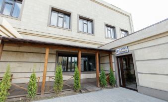 281 Hotel