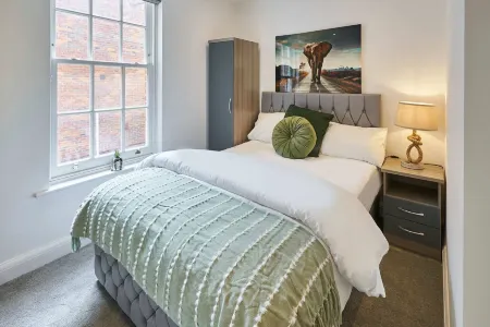 Host Stay Eton House